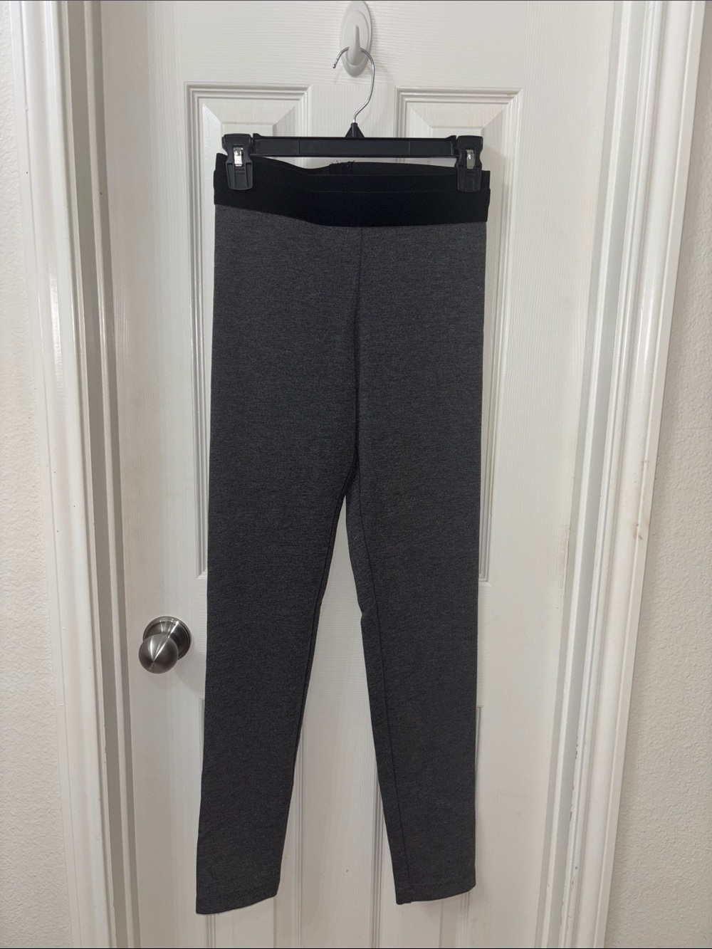 BCBGMaxAzria Dark Gray Kids Stretch Leggings
